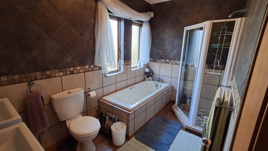 3 Bedroom Property for Sale in Vaal De Grace Nature Estate North West